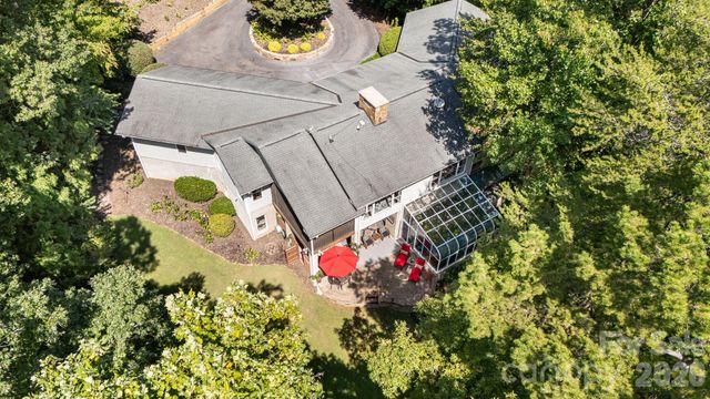 91 Island View Court, Mill Spring, NC 28756
