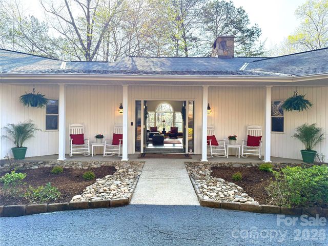 91 Island View Court, Mill Spring, NC 28756