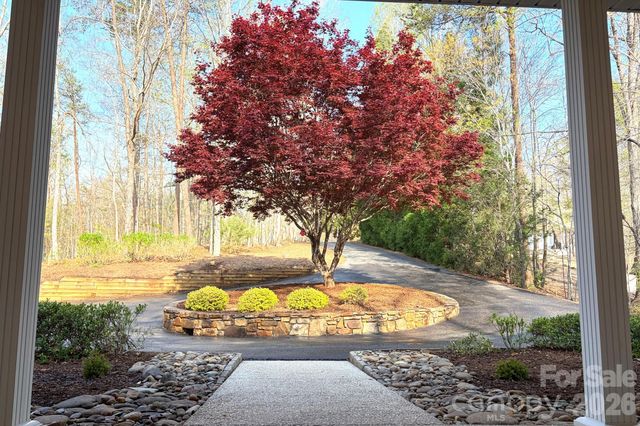 91 Island View Court, Mill Spring, NC 28756