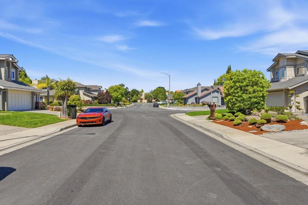 Image 37 of property listing at 2372 Apsis Court, San Jose, CA 95124