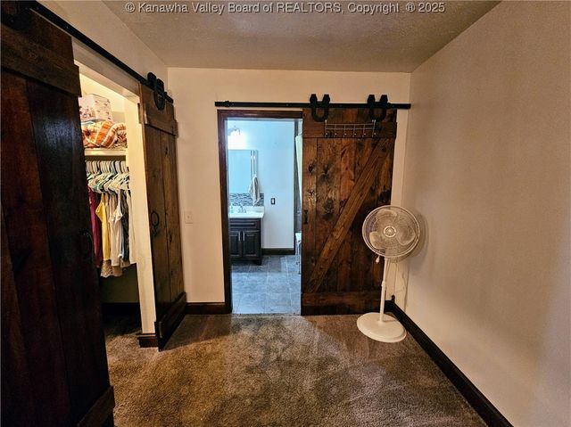 96 Kelly Lane, Gallipolis Ferry, WV 25515