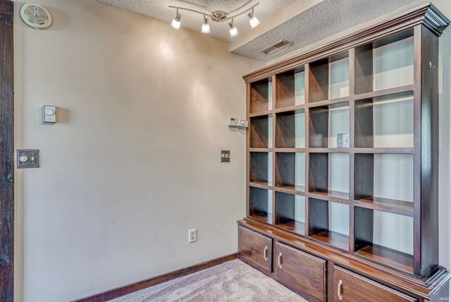 8830 Voyager Drive, Fort Wayne, IN 46804