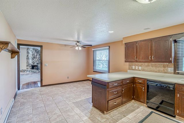 8830 Voyager Drive, Fort Wayne, IN 46804