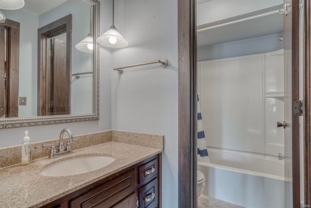 8830 Voyager Drive, Fort Wayne, IN 46804