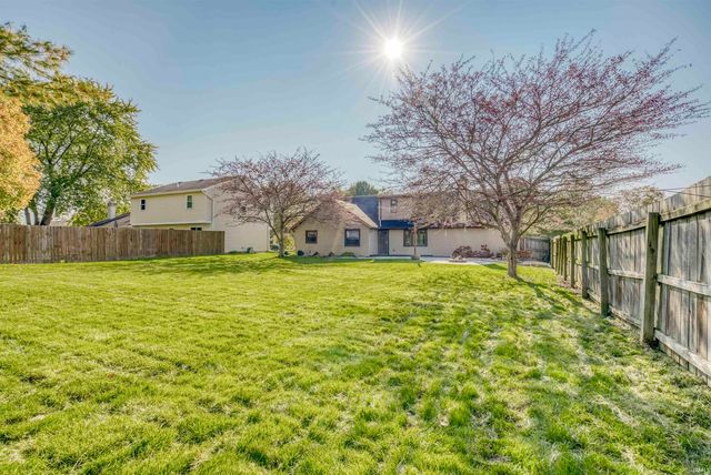 8830 Voyager Drive, Fort Wayne, IN 46804