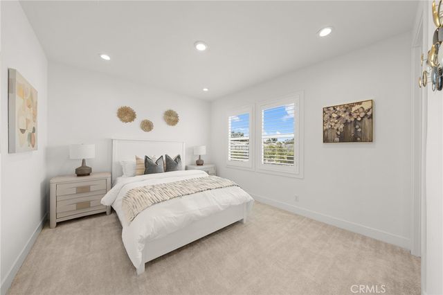 200 Orange Grove, Lake Forest, CA 92630