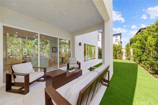 200 Orange Grove, Lake Forest, CA 92630