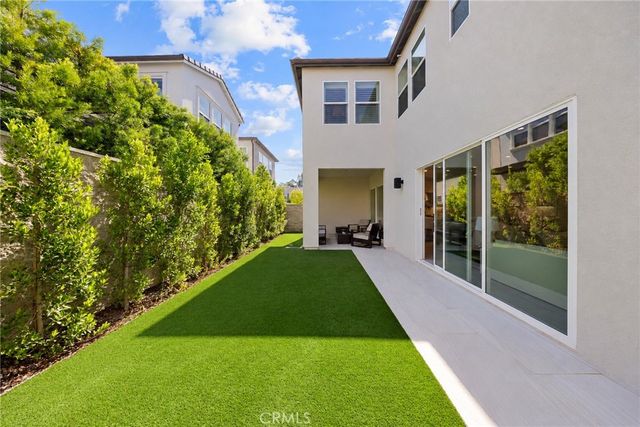 200 Orange Grove, Lake Forest, CA 92630