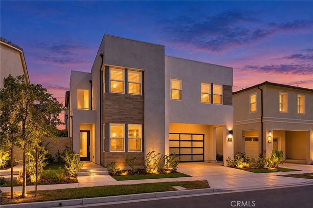 200 Orange Grove, Lake Forest, CA 92630
