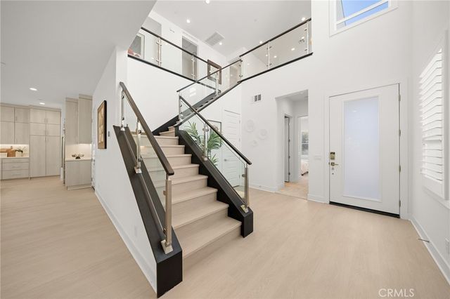 200 Orange Grove, Lake Forest, CA 92630