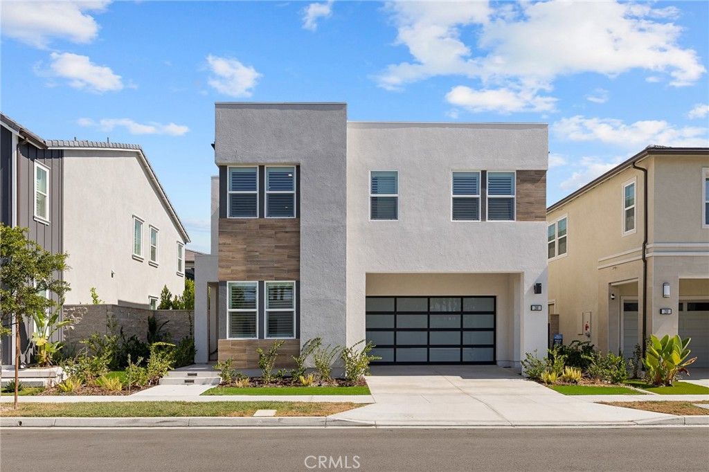 200 Orange Grove, Lake Forest, CA 92630