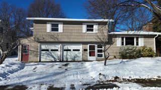 104 Lakewood Parkway, Burlington, VT 05408