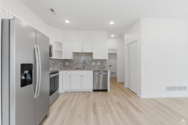 9875 Weeping Willow Drive, Manhattan, KS 66502