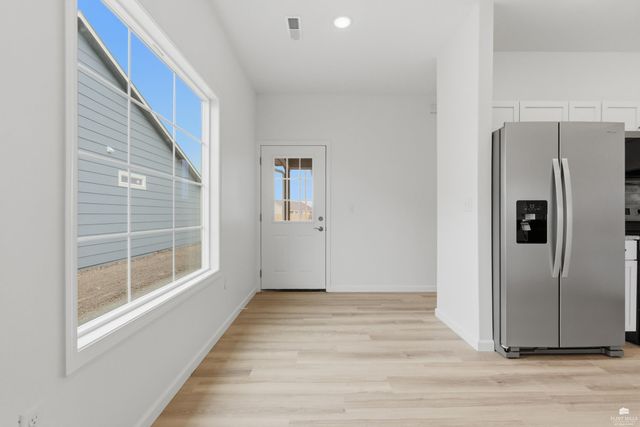 9875 Weeping Willow Drive, Manhattan, KS 66502