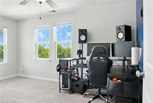 1135 Fairgrounds LN, Suffolk, VA 23434