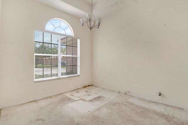 1599 Newhaven Point Lane, West Palm Beach, FL 33411