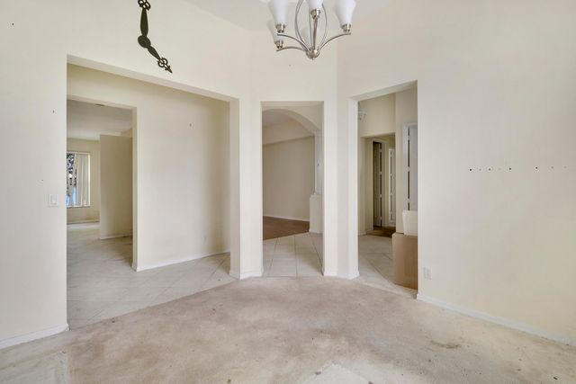 1599 Newhaven Point Lane, West Palm Beach, FL 33411