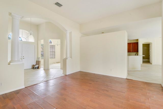 1599 Newhaven Point Lane, West Palm Beach, FL 33411