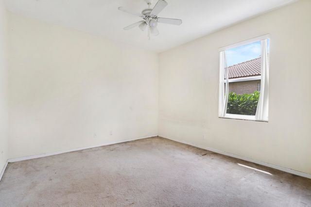 1599 Newhaven Point Lane, West Palm Beach, FL 33411