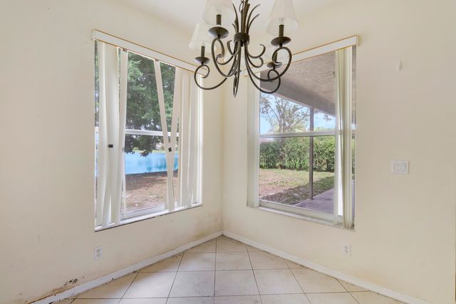 1599 Newhaven Point Lane, West Palm Beach, FL 33411