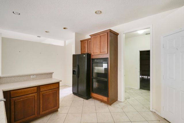 1599 Newhaven Point Lane, West Palm Beach, FL 33411