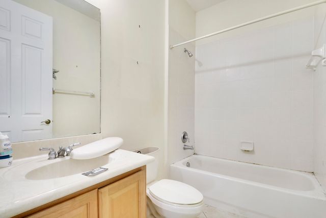 1599 Newhaven Point Lane, West Palm Beach, FL 33411