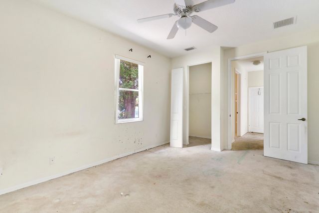 1599 Newhaven Point Lane, West Palm Beach, FL 33411