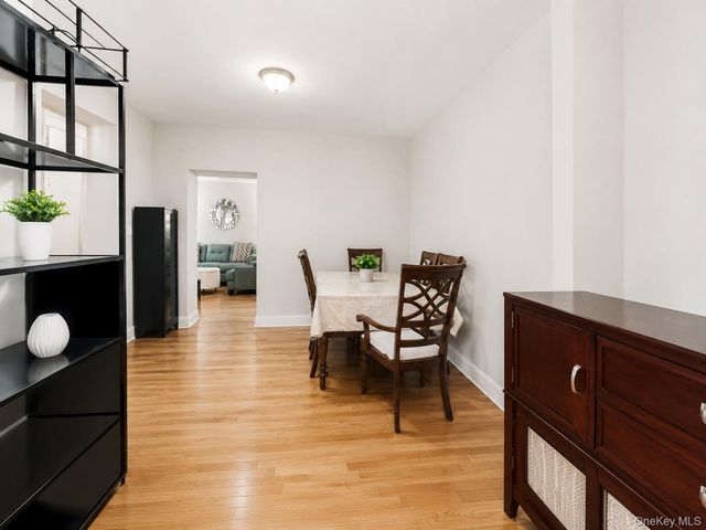 11 Bronx River Road 1M, Yonkers, NY 10704