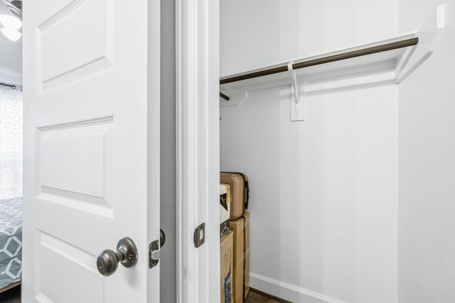 2106 Stargrass Drive, Katy, TX 77494