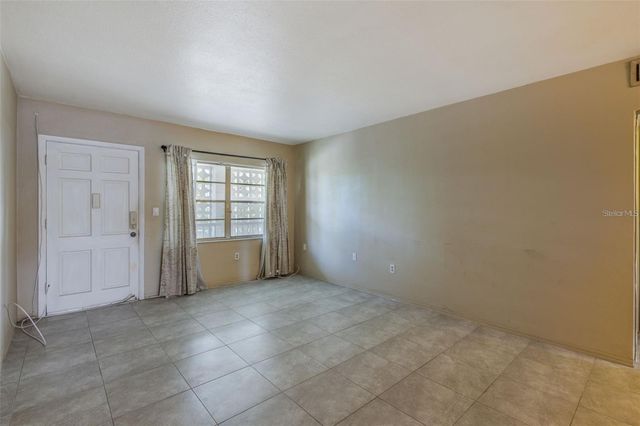 5155 9TH AVENUE N 302, St Petersburg, FL 33710