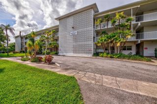5155 9TH AVENUE N 302, St Petersburg, FL 33710