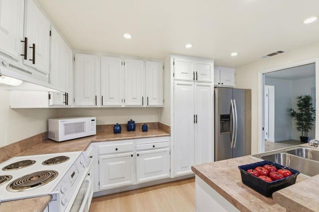 5513 Cribari Bend, San Jose, CA 95135