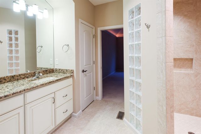 2521 Timberstone Dr, Elkhart, IN 46514