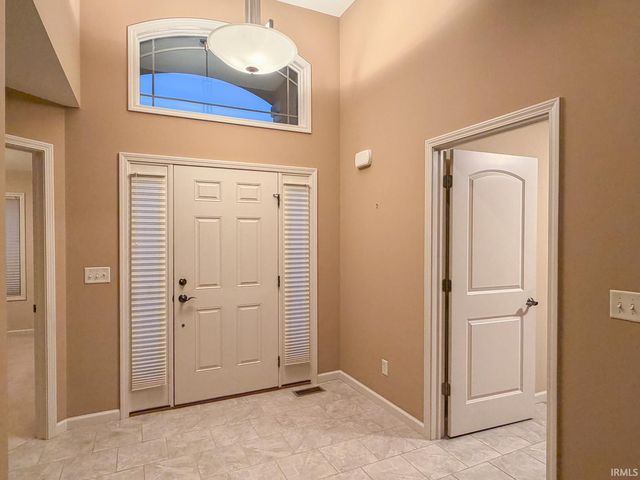 2521 Timberstone Dr, Elkhart, IN 46514