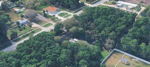 308 E Midway Road, Fort Pierce, FL 34982