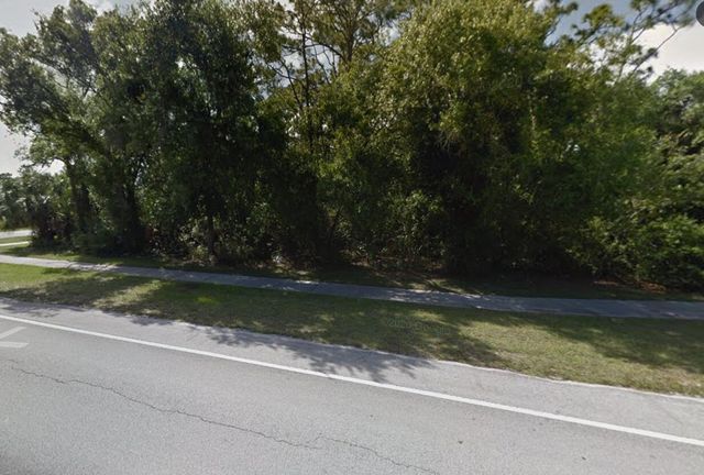 308 E Midway Road, Fort Pierce, FL 34982