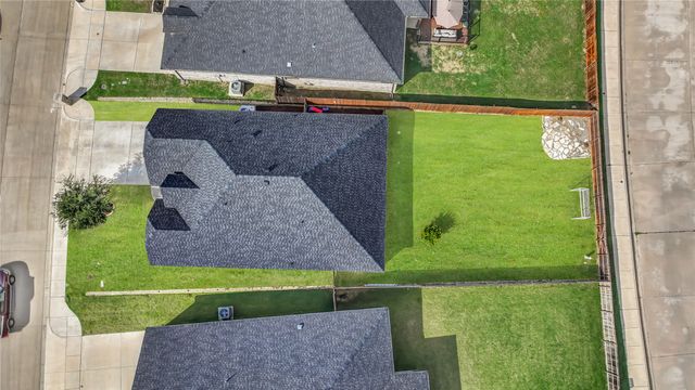 1904 Town Creek Circle, Weatherford, TX 76086