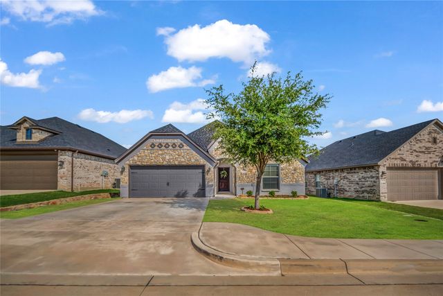 1904 Town Creek Circle, Weatherford, TX 76086