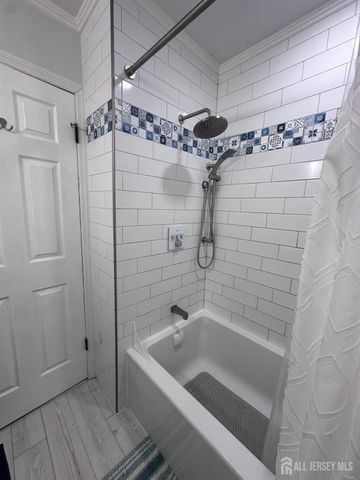 23 Washington Court, East Windsor, NJ 08520