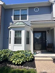 23 Washington Court, East Windsor, NJ 08520