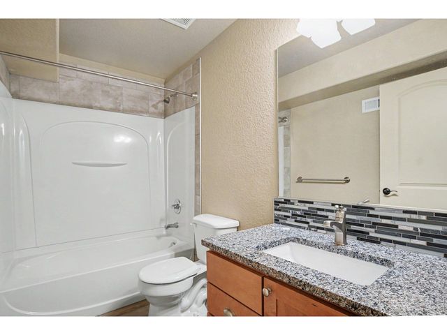 714 62nd Ave, Greeley, CO 80634