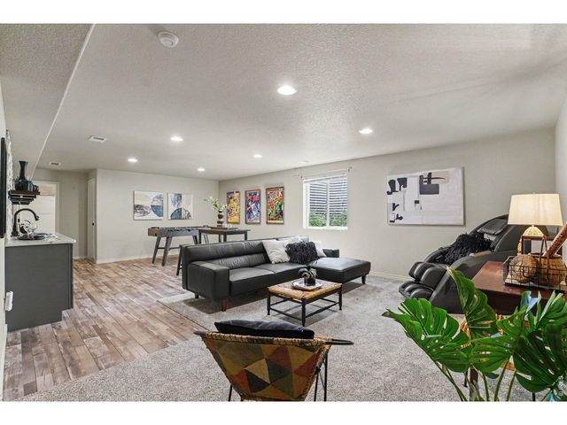 714 62nd Ave, Greeley, CO 80634