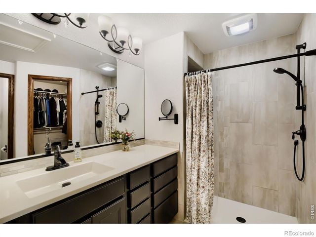 1512 Willowbrook Drive, Longmont, CO 80504