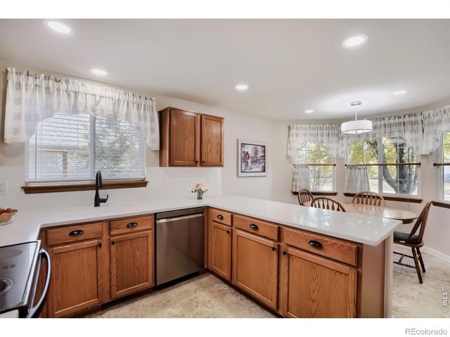 1512 Willowbrook Drive, Longmont, CO 80504