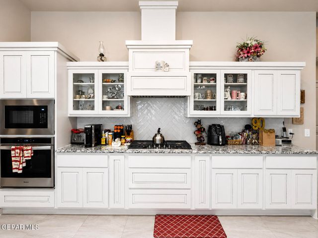13400 Emerald Rose Court, Horizon City, TX 79928