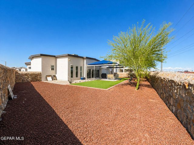 13400 Emerald Rose Court, Horizon City, TX 79928