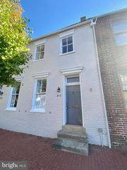 513 CAROLINE ST, Fredericksburg, VA 22401
