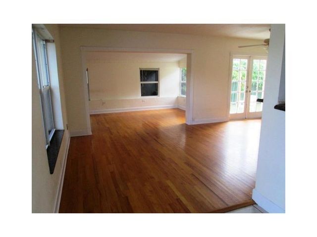 1604 NE 18th Street, Fort Lauderdale, FL 33305