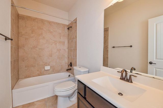 9411 Sparrow Creek Court, Katy, TX 77494