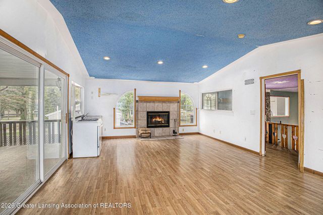 4828 Ingham Street, Lansing, MI 48911